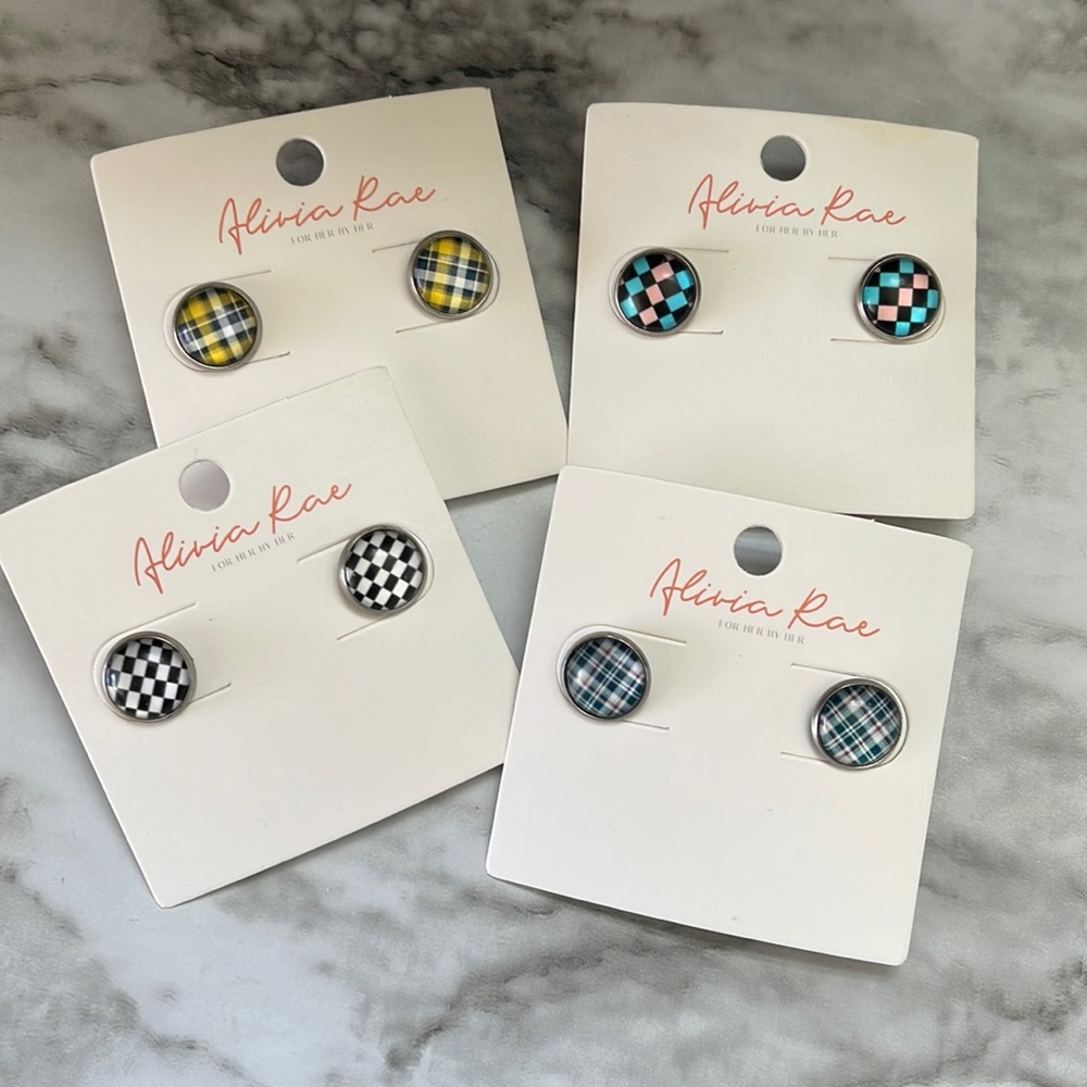 Alivia Rae Checkered Earrings Set - Multicolor
